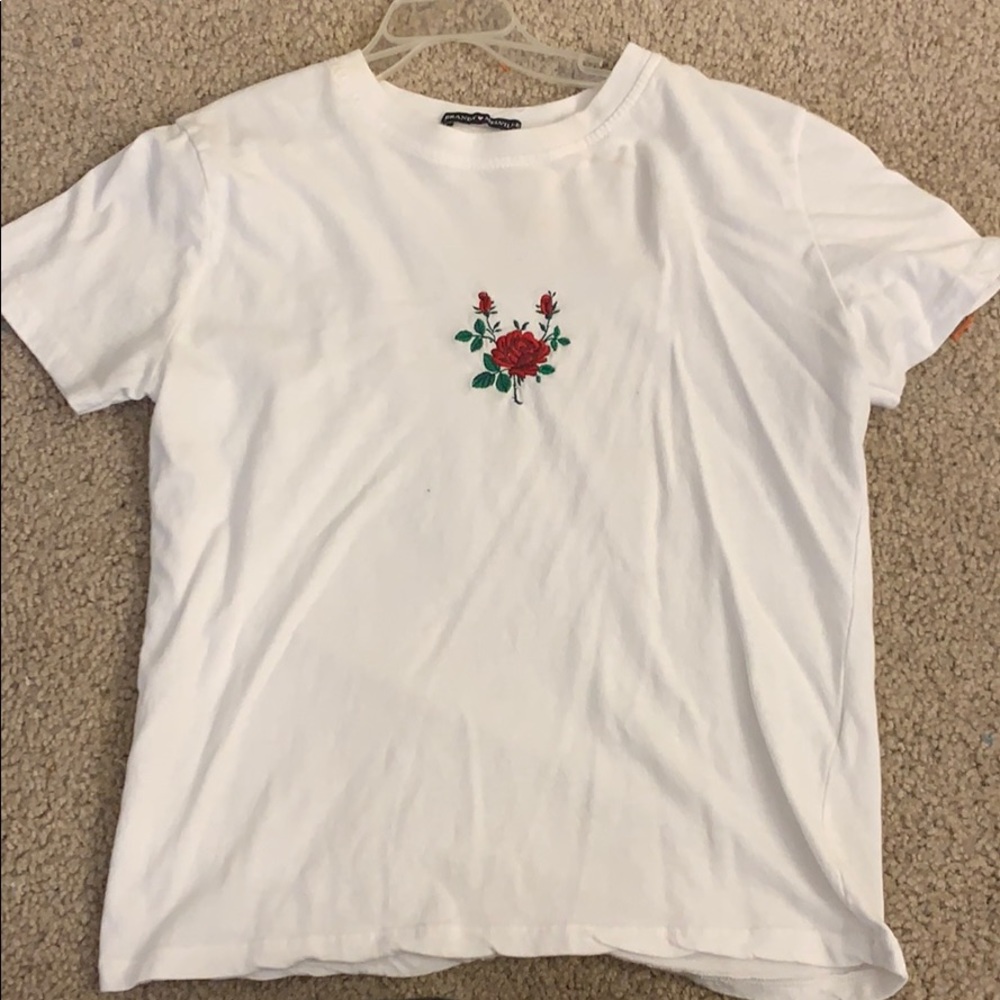 White T-shirt w/ Rose